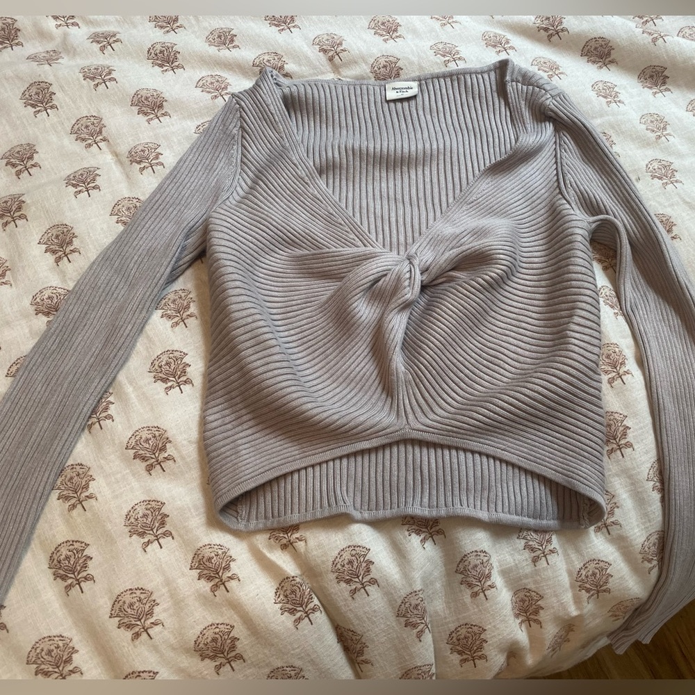 Abercrombie sweater